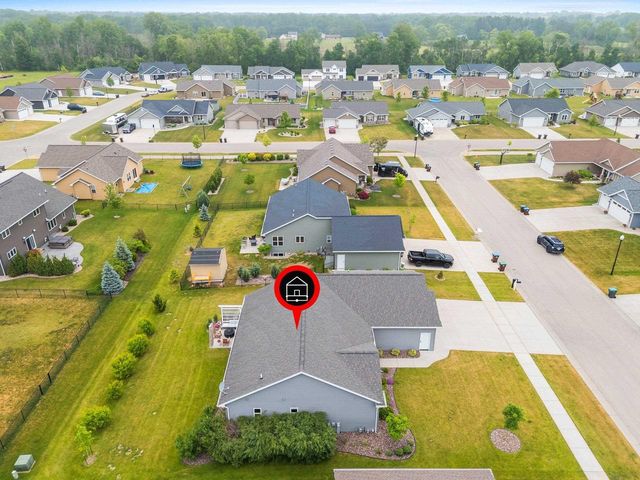 2066 W HERON LANE, Appleton, WI 54913