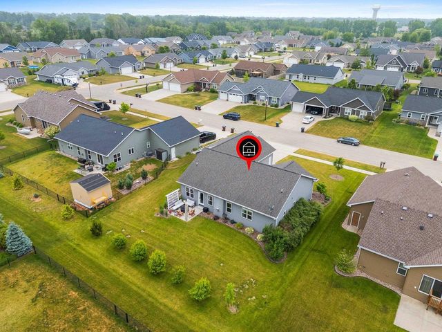 2066 W HERON LANE, Appleton, WI 54913