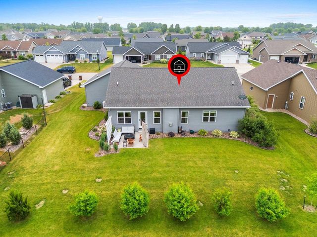 2066 W HERON LANE, Appleton, WI 54913