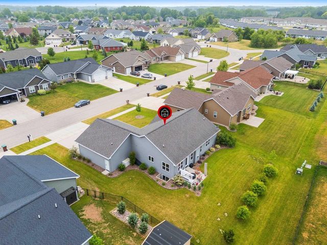 2066 W HERON LANE, Appleton, WI 54913