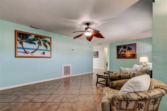 8531 81ST WAY, Seminole, FL 33777