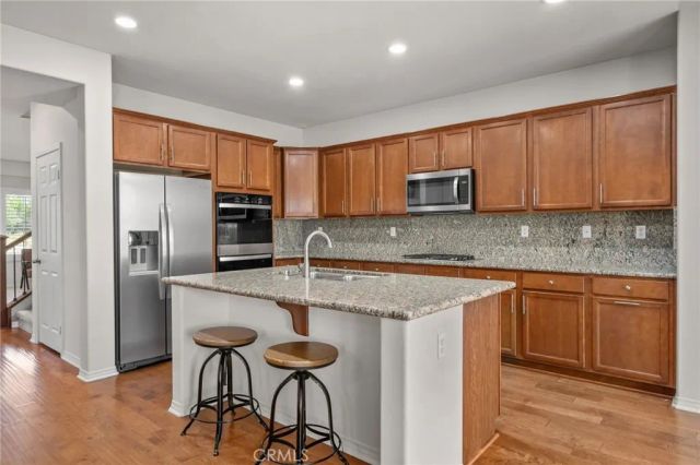 31801 Oak Wood Circle, Yucaipa, CA 92399