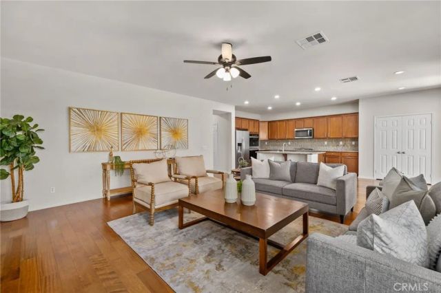 31801 Oak Wood Circle, Yucaipa, CA 92399