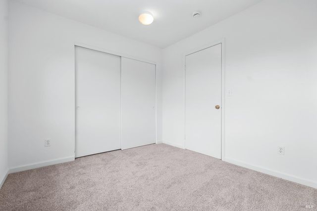 12 Alana Way, Cloverdale, CA 95425