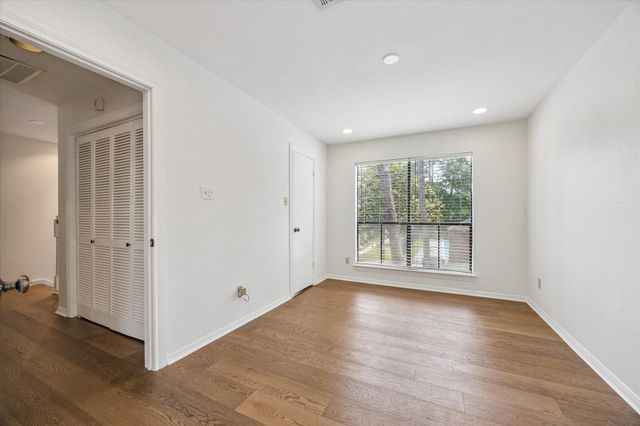 701 Bering Drive 1201, Houston, TX 77057