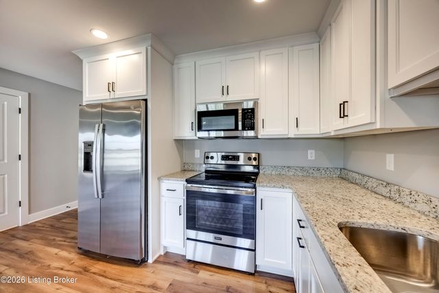 114 N Elm Grove Ave, Bardstown, KY 40004