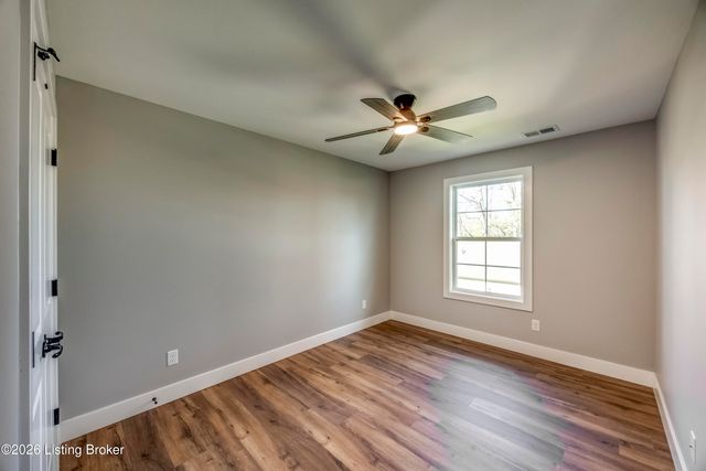 114 N Elm Grove Ave, Bardstown, KY 40004
