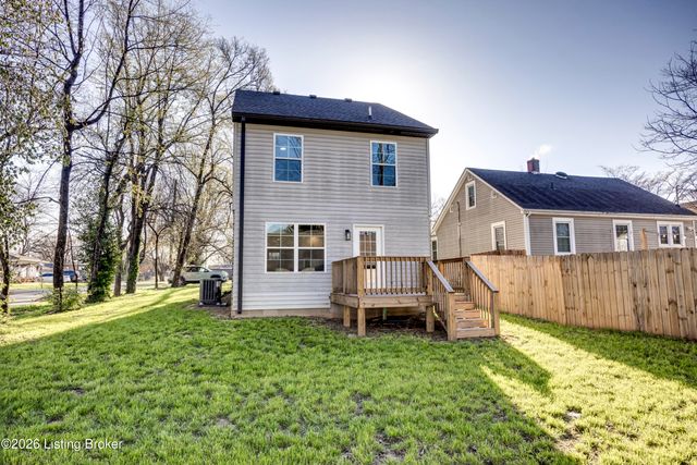 114 N Elm Grove Ave, Bardstown, KY 40004