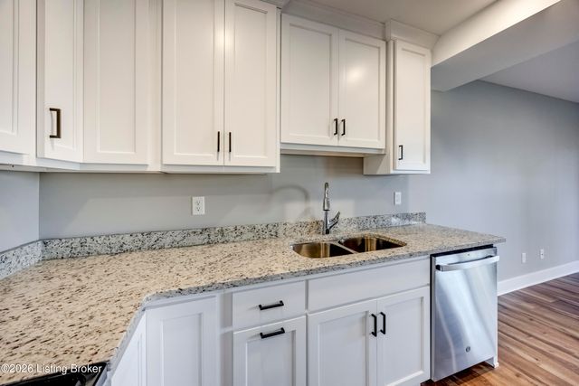 114 N Elm Grove Ave, Bardstown, KY 40004