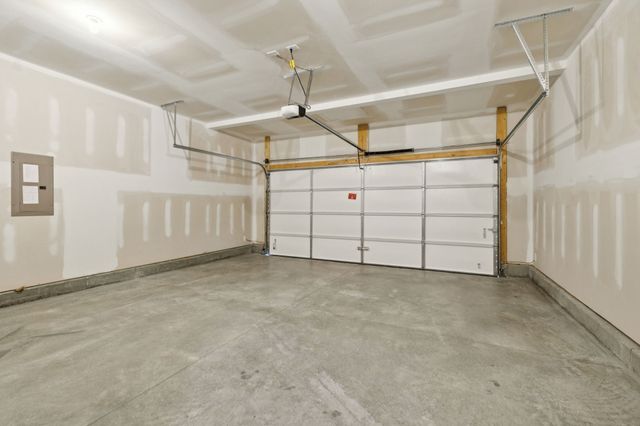 452 Stardust Drive, Lebanon, TN 37087