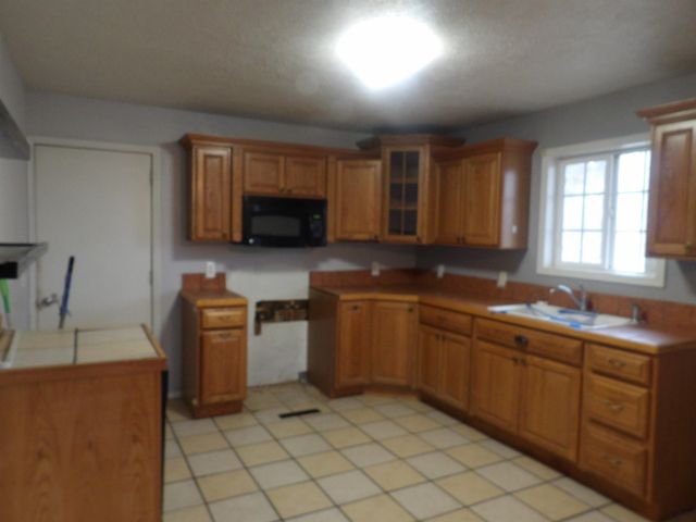 451 E Ludington Avenue, Farwell, MI 48622