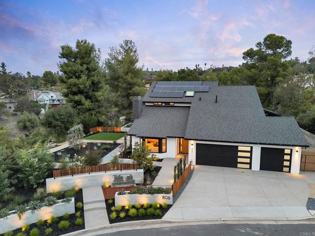 806 Needlerock Place, Escondido, CA 92025