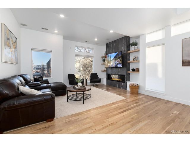 1733 Grove St 4, Denver, CO 80204