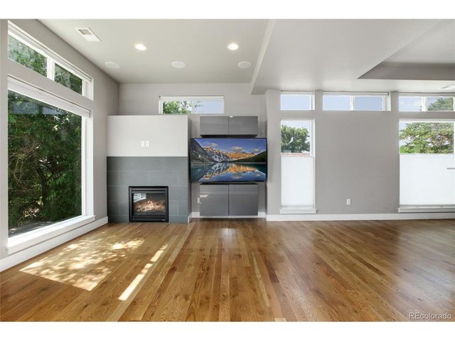 1733 Grove St 4, Denver, CO 80204