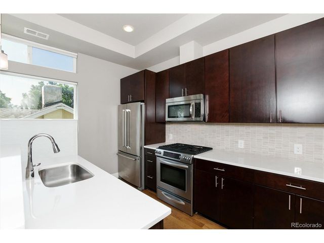 1733 Grove St 4, Denver, CO 80204