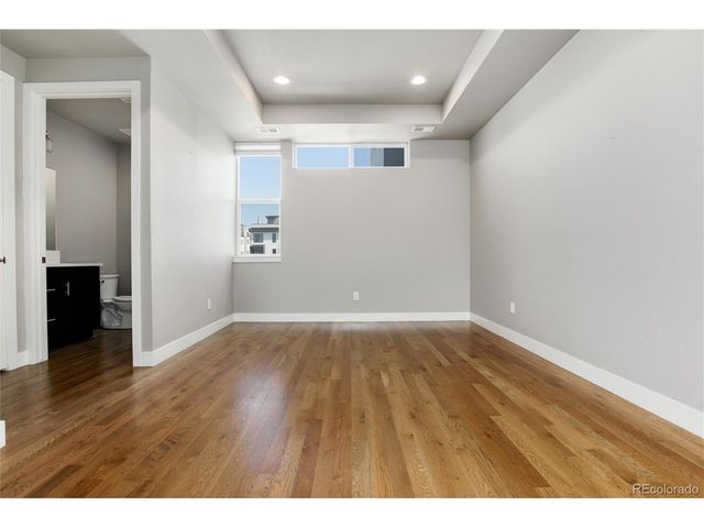 1733 Grove St 4, Denver, CO 80204