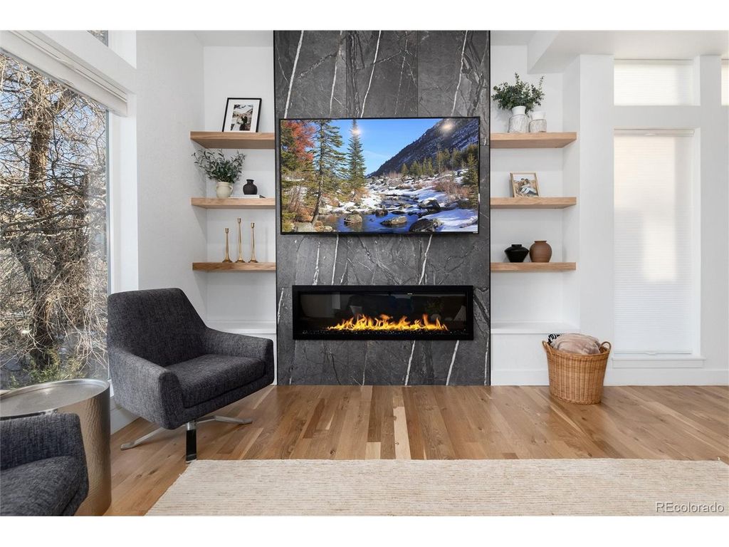 1733 Grove St 4, Denver, CO 80204