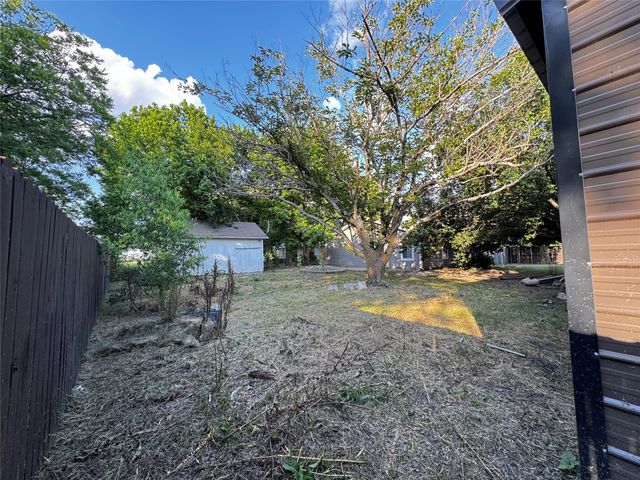 385 Main Street, Dorchester, TX 75459