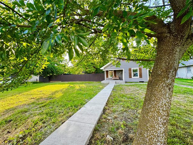 385 Main Street, Dorchester, TX 75459