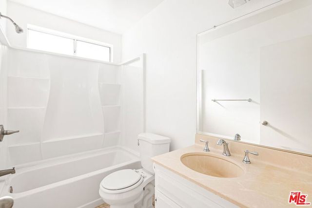 2242 S Bentley Avenue 4, Los Angeles, CA 90064