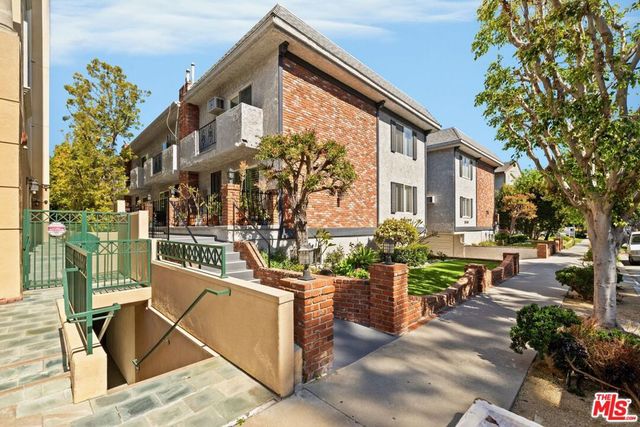 2242 S Bentley Avenue 4, Los Angeles, CA 90064