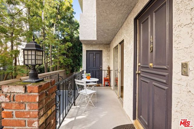 2242 S Bentley Avenue 4, Los Angeles, CA 90064