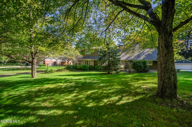 2242 Dundas Road, Ottawa Hills, OH 43606