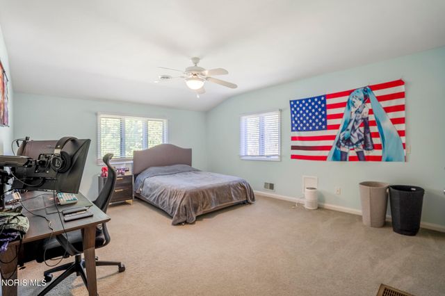 2242 Dundas Road, Ottawa Hills, OH 43606