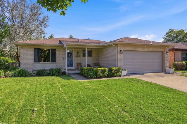 15366 Van Meter Drive, Macomb, MI 48044