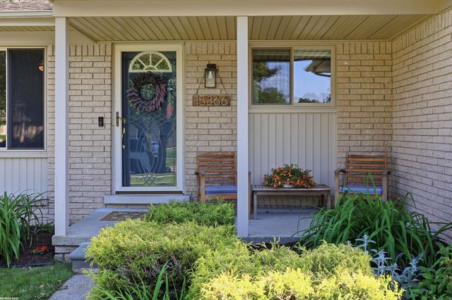 15366 Van Meter Drive, Macomb, MI 48044
