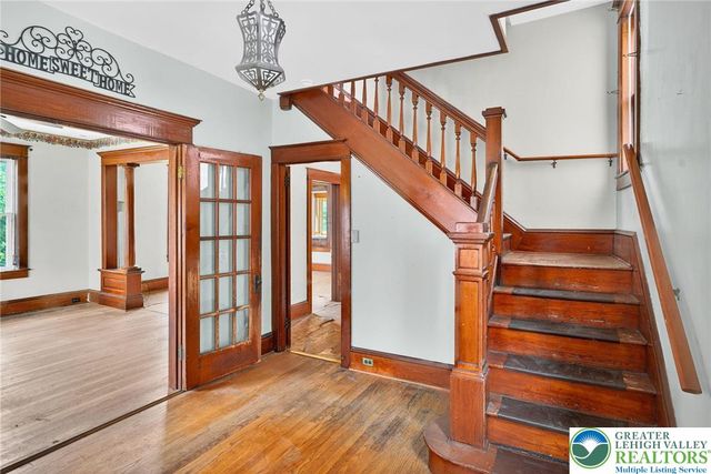 132 James Street, Easton, PA 18042