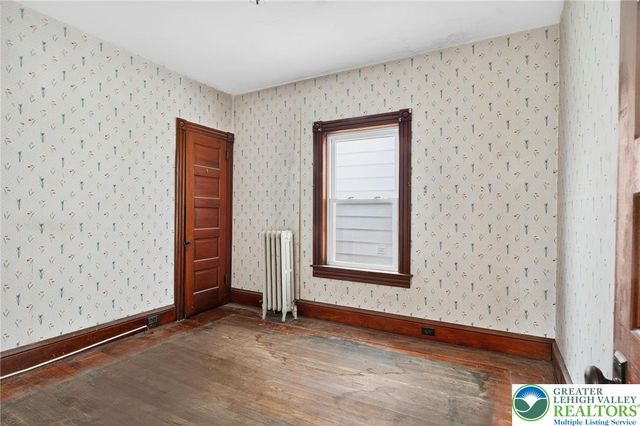 132 James Street, Easton, PA 18042