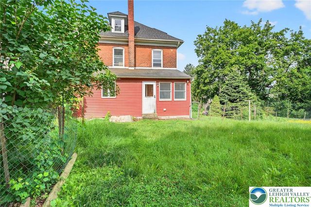 132 James Street, Easton, PA 18042