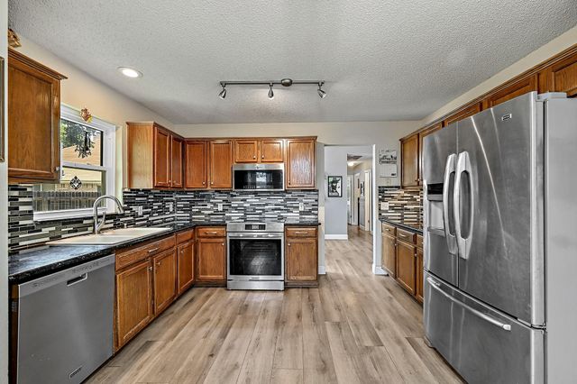 502 Dusty Leather CT, Pflugerville, TX 78660