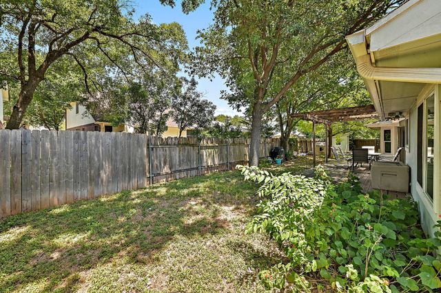 502 Dusty Leather CT, Pflugerville, TX 78660