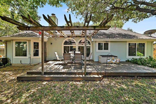 502 Dusty Leather CT, Pflugerville, TX 78660