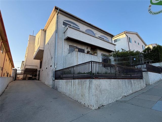 911 N Beaudry Avenue E, Los Angeles, CA 90012