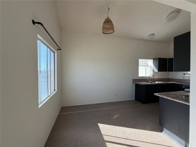 911 N Beaudry Avenue E, Los Angeles, CA 90012