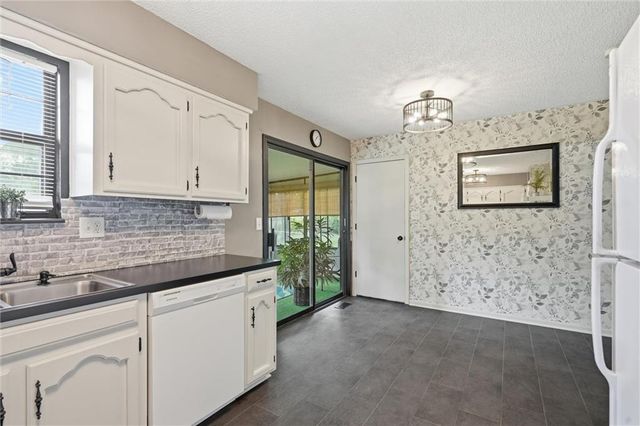 16009 Eastern Avenue, Belton, MO 64012