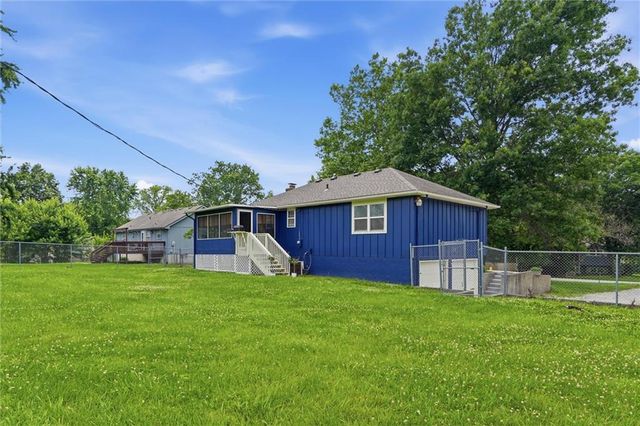 16009 Eastern Avenue, Belton, MO 64012