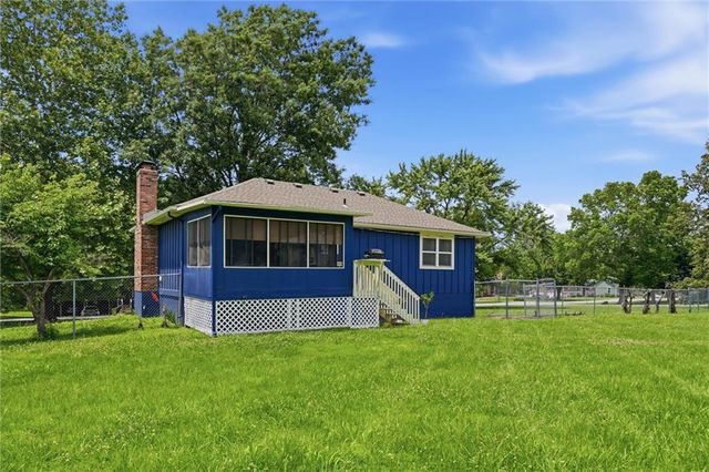 16009 Eastern Avenue, Belton, MO 64012