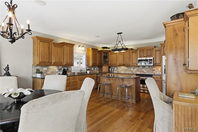 12425 Lakeview manor, Northport, AL 35475