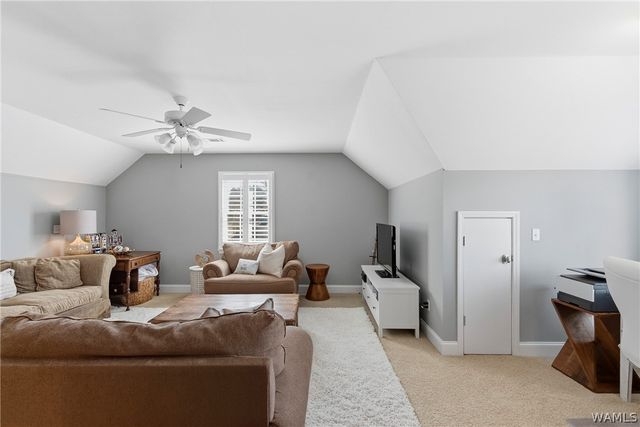 12425 Lakeview manor, Northport, AL 35475