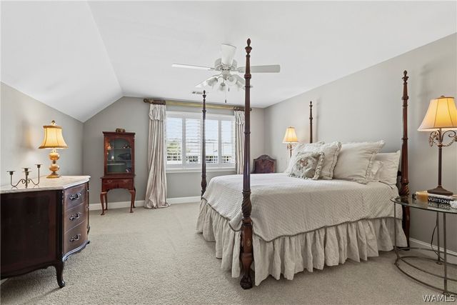 12425 Lakeview manor, Northport, AL 35475