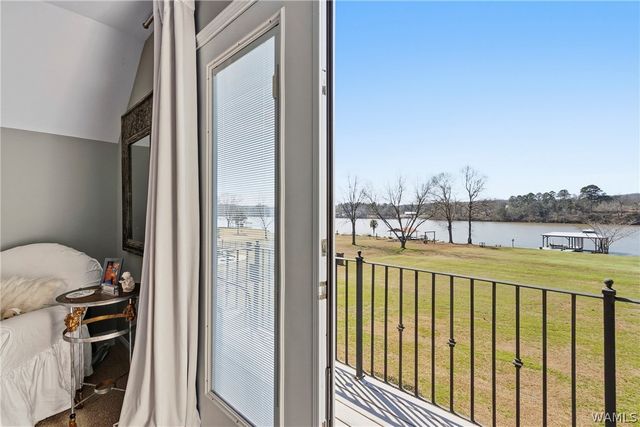 12425 Lakeview manor, Northport, AL 35475