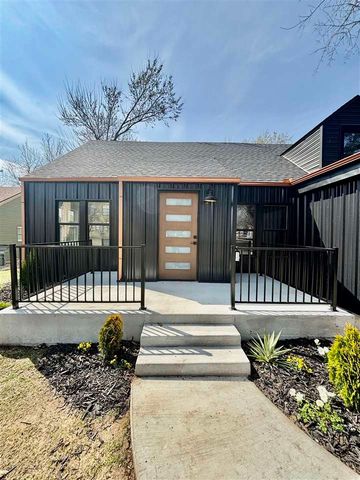 1122 NW Laird Ave, Lawton, OK 73507