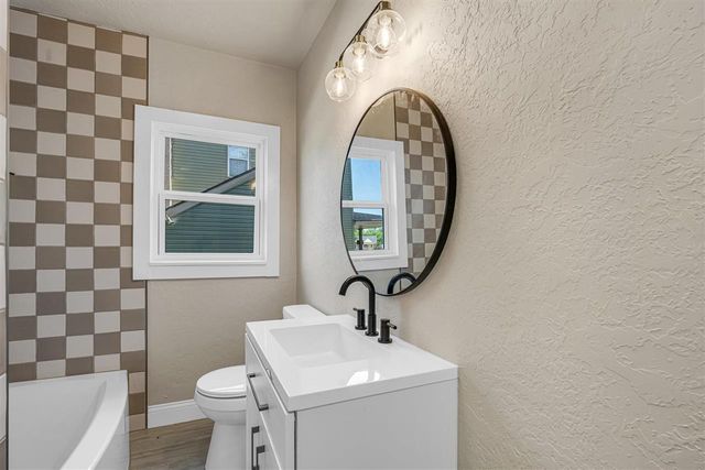1122 NW Laird Ave, Lawton, OK 73507