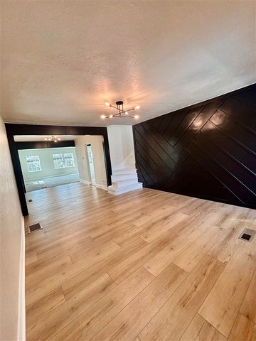 1122 NW Laird Ave, Lawton, OK 73507