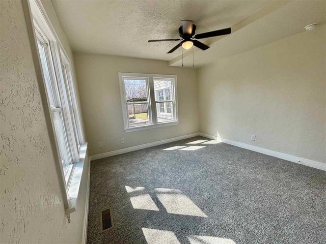 1122 NW Laird Ave, Lawton, OK 73507