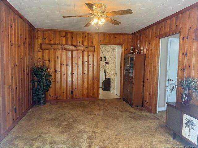 112 N Wright Street, Raeford, NC 28376